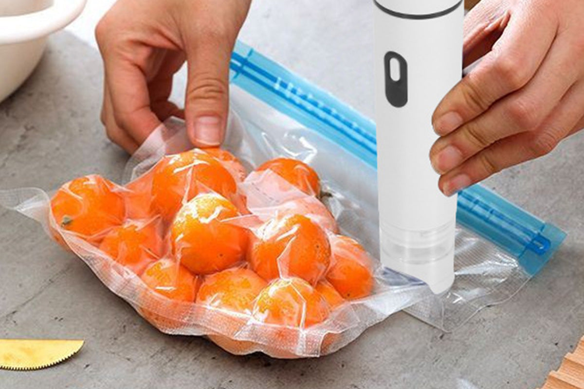 Compact Food Vacuum Sealer with 15 Reusable Vacuum Bags