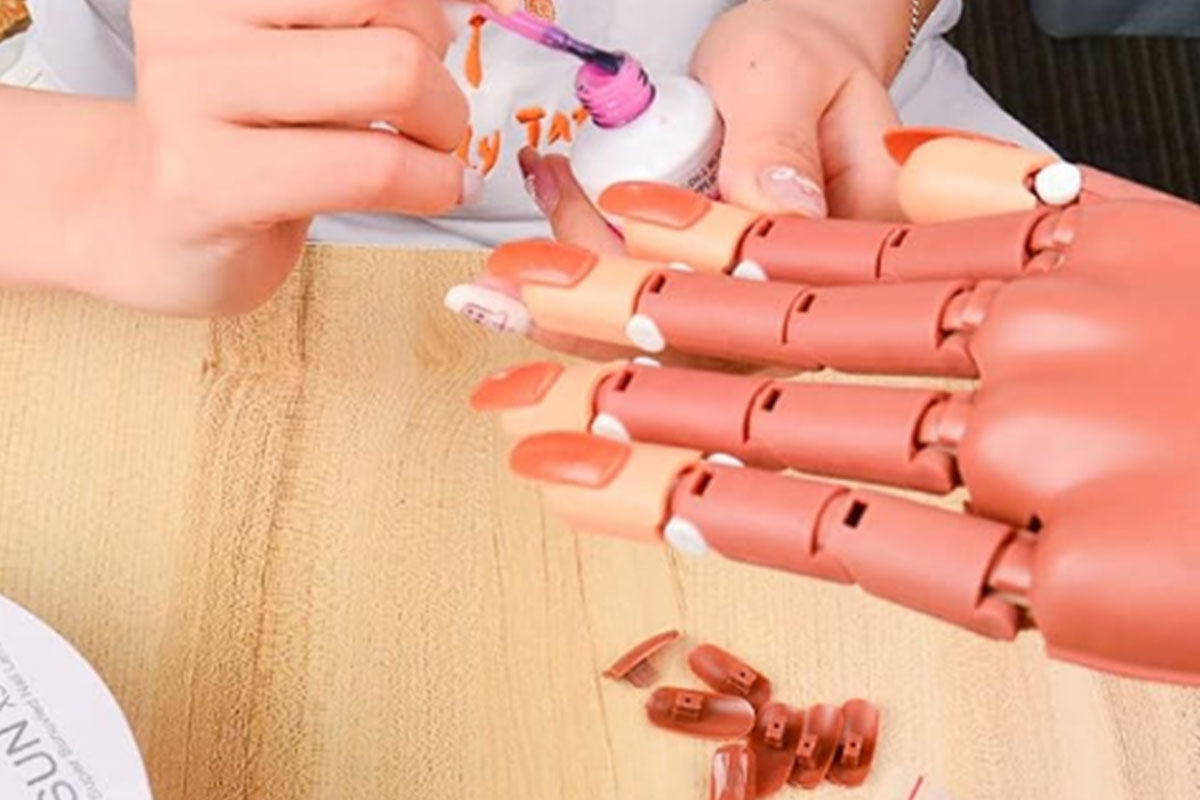 Nail Art Practice Hand with 100 Spare Tips Perfect Practice Hand for Gel Nails