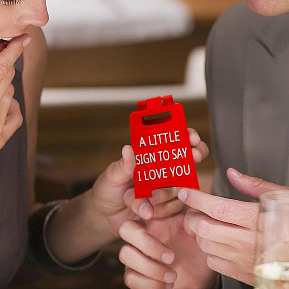 A Little Sign to Say I Love You Mini Ornament Plaque for Home Desk Decoration