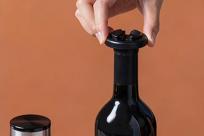 4Pcs Electric Wine Opener Set with Aerator Foil Cutter and Vacuum Stopper