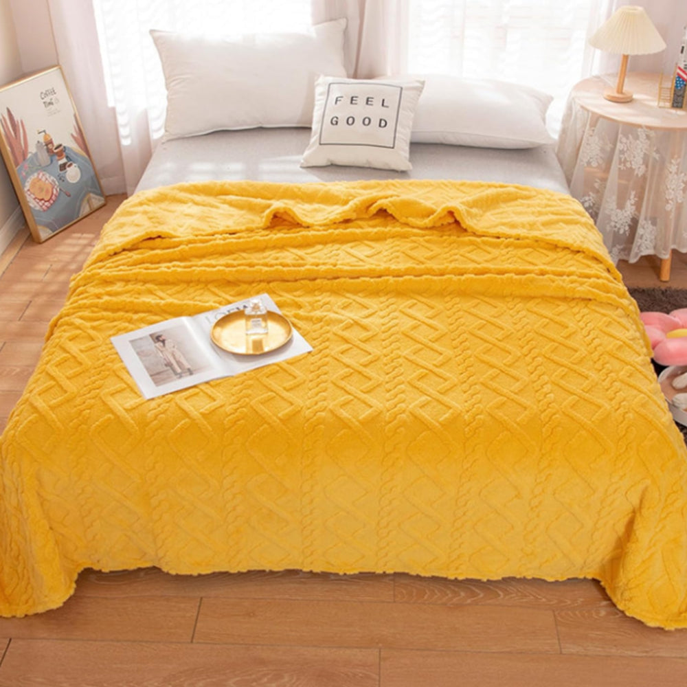 Flannel Throw Blanket Soft Fuzzy Cozy Warm Blanket Air-conditional Blanket Yellow
