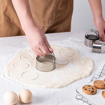 5 Pieces Stainless Steel Round Cookie Cutters with Handle Cake Baking Dough Tools
