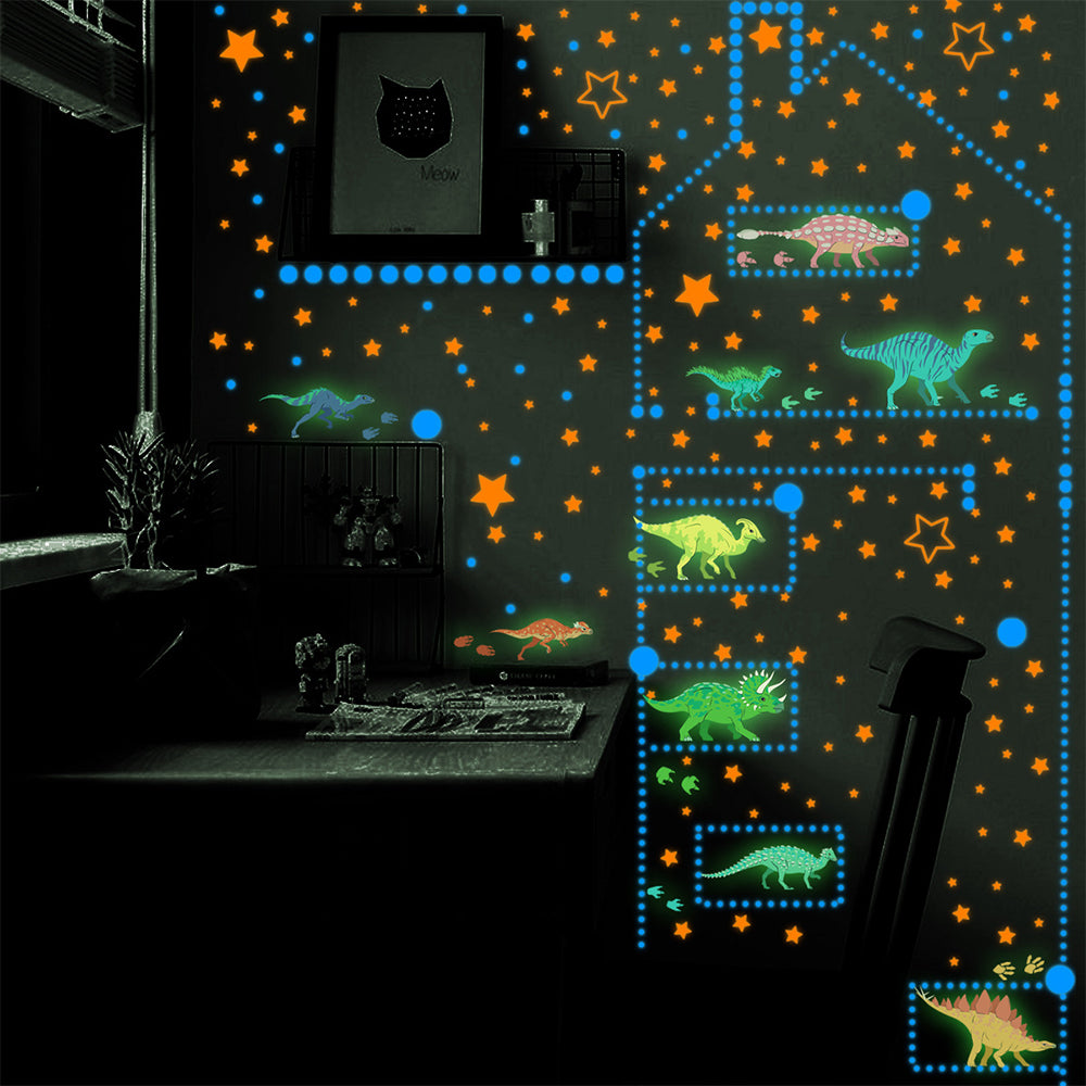 652Pcs Set of Glow in The Dark Dinosaur Wall Stickerss