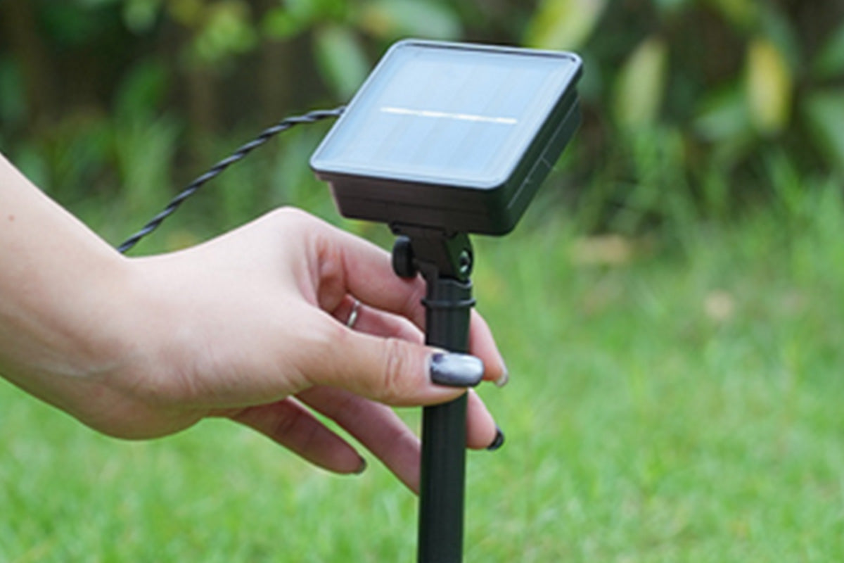 2Pcs LED Strawberry Pathway Lights Solar Powered Outdoor Decoration for Yard