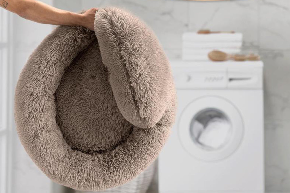Calming Donut Dog Bed Anti-Slip Fluffy Plush Faux Fur Pet Bed for Most Dogs -Khaki