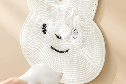 Shower Foot Scrubber Mat Rabbit Shaped Silicone Foot Scrubber Pad -Grey and White