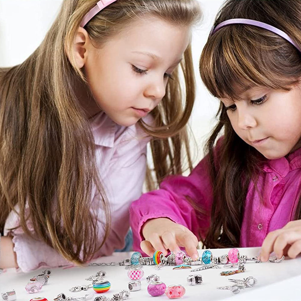 100Pcs Christmas DIY Bracelet Making Kit Pendant Bracelet Ornaments