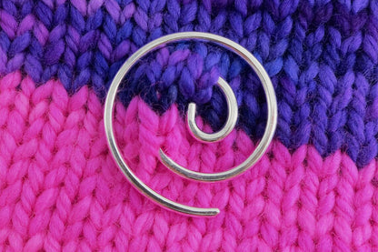 2 PCS Spiral Cable Knitting Needle Handmade Knitting Tool Cable Needle Shawl Pin-silver
