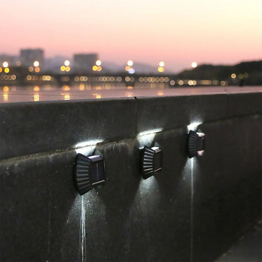Solar Wall Light 4Pcs 2LED Solar Wall Lamp Shell Garden Night Lights -White