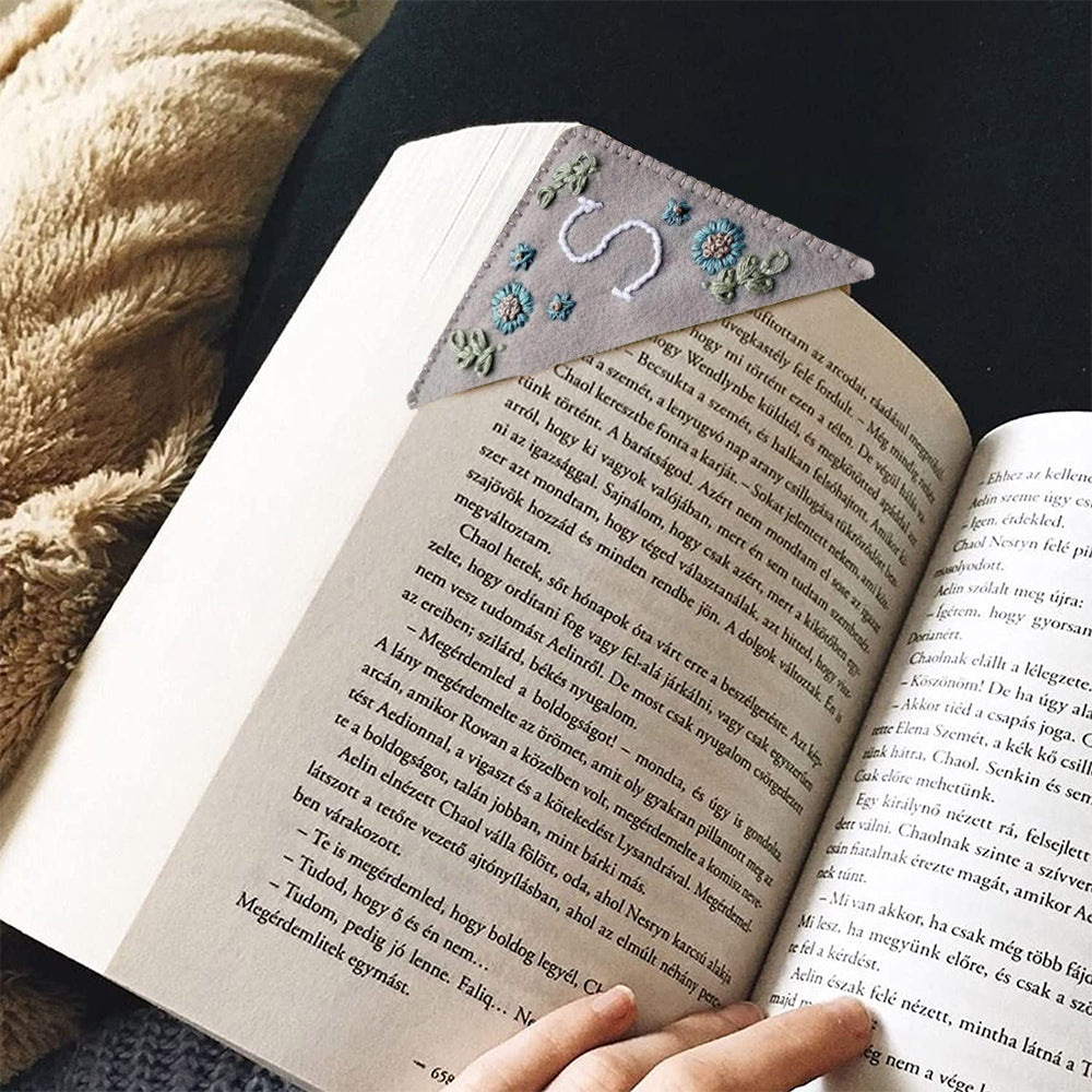 4Pcs Hand Stitched Embroidered Corner Bookmark