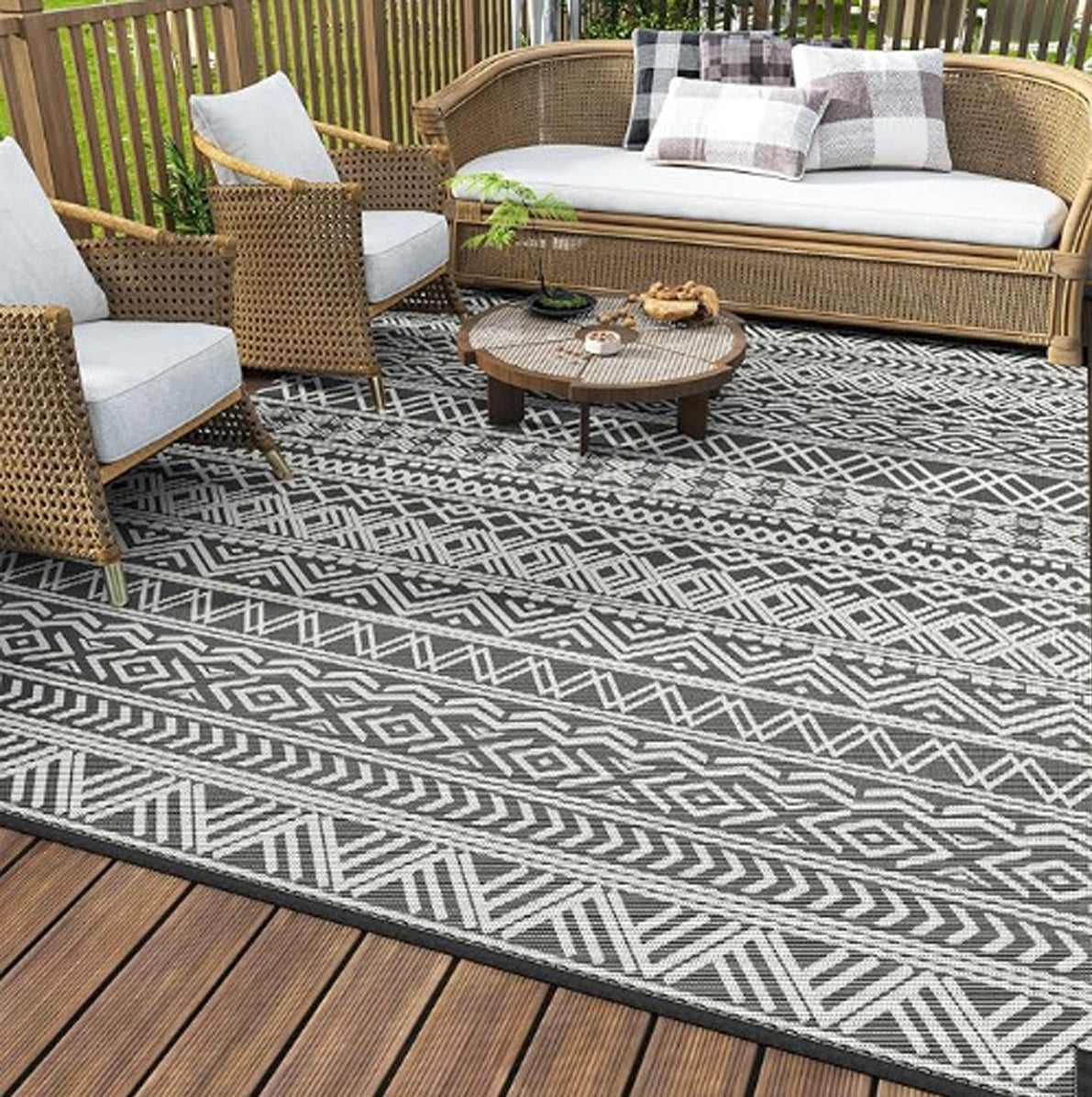 Waterproof PP Woven Outdoor Camping Mat Reversible Outdoor Rug