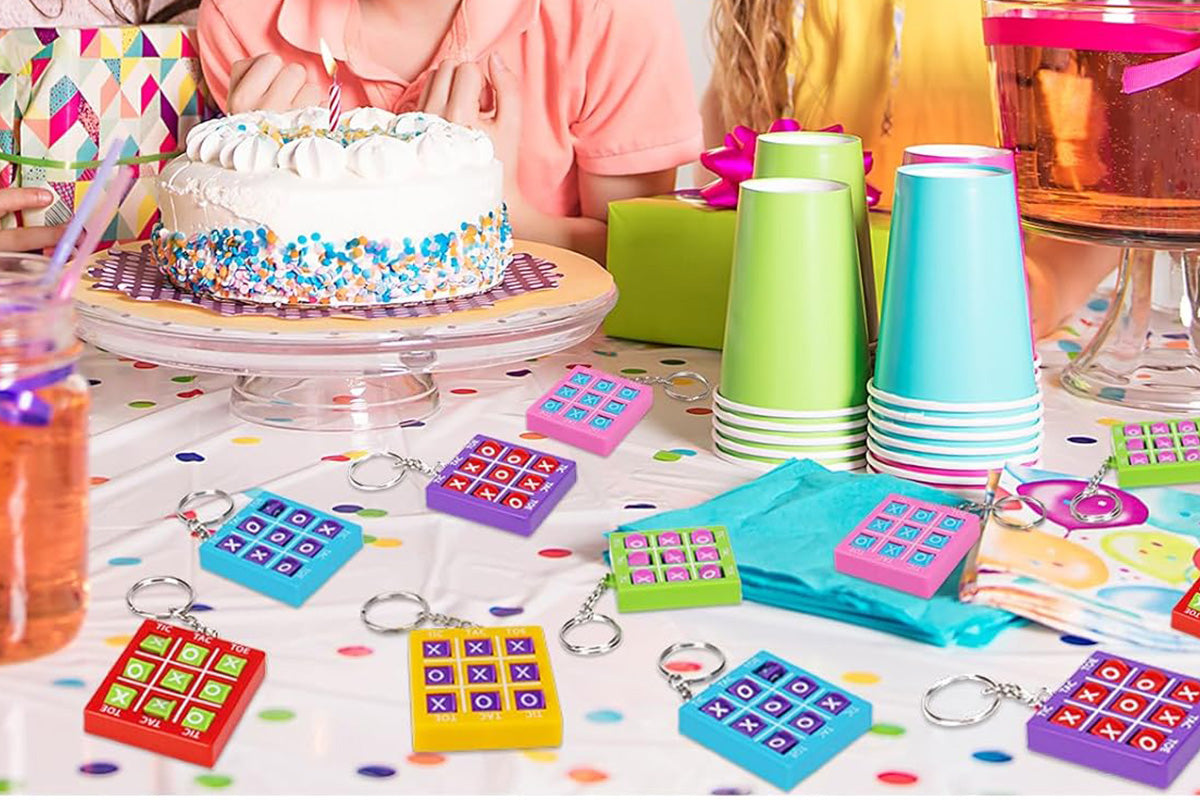 10-Pack Portable Tic Tac Toe Game Colorful Keychain Set