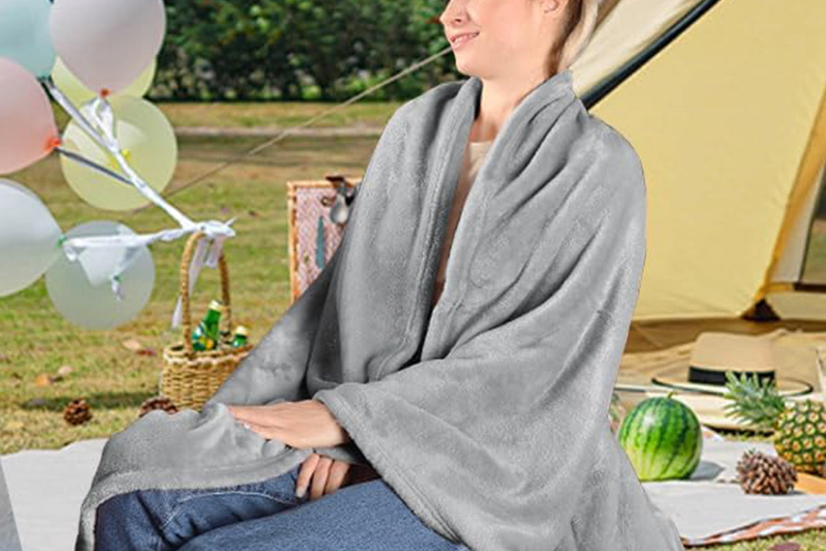 2 in 1 Travel Blanket and Pillow Flannel Blanket with Neck Pillow Case for Airplane Camping-Black