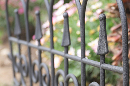 4 pcs Garden Plastic Fence Border Edging Panel Lawn Covers Yard-Black