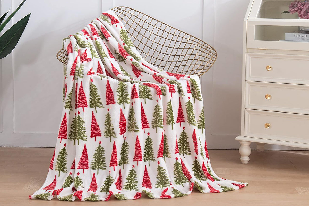 Breathable Christmas Blanket Elegant Comfort Luxury Velvet Fleece Christmas Tree Blanket Cozy Throws for Winter Bedding-Christmas Tree
