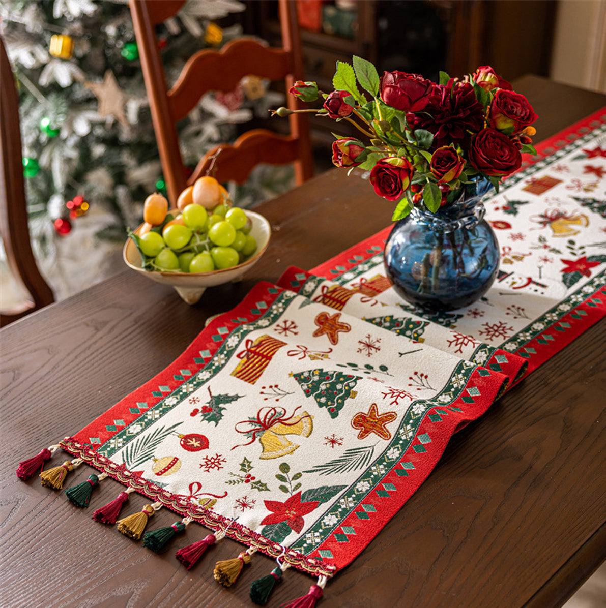 Christmas Jacquard Table Runner with Tassels - Beige