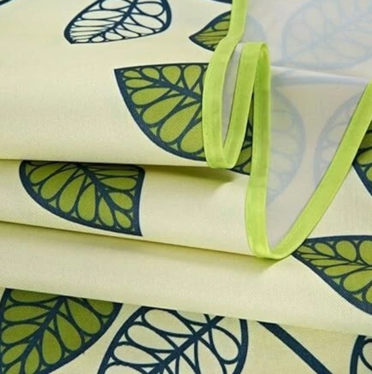 Oxford Picnic Blanket Roll Up Portable Camping Mat - Green Leaf