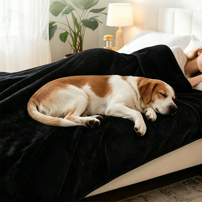 Water-Resistant Reversible Flannel Blanket-Black
