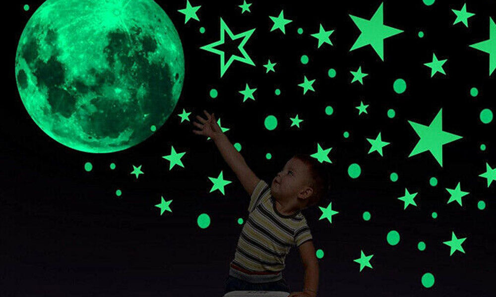 435pcs Glow in dark Wall Stickers